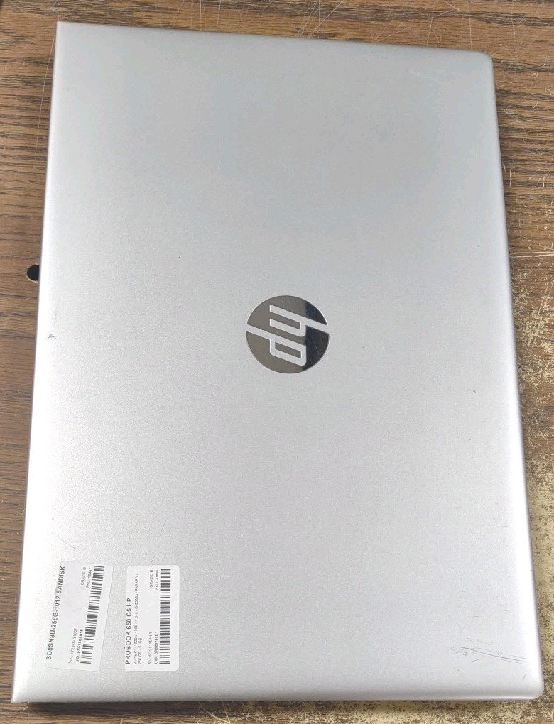 HP ProBook 650 G5 15.6″ W/ Intel i5-8365U @ 1.6GHz, 8GB, 256GB.