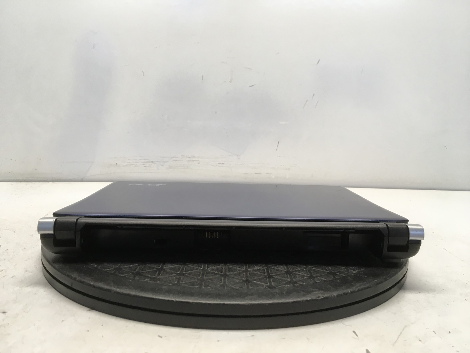Acer Aspire One Intel Atom N270 1.6GHz 2 GB NO HDD No Batt