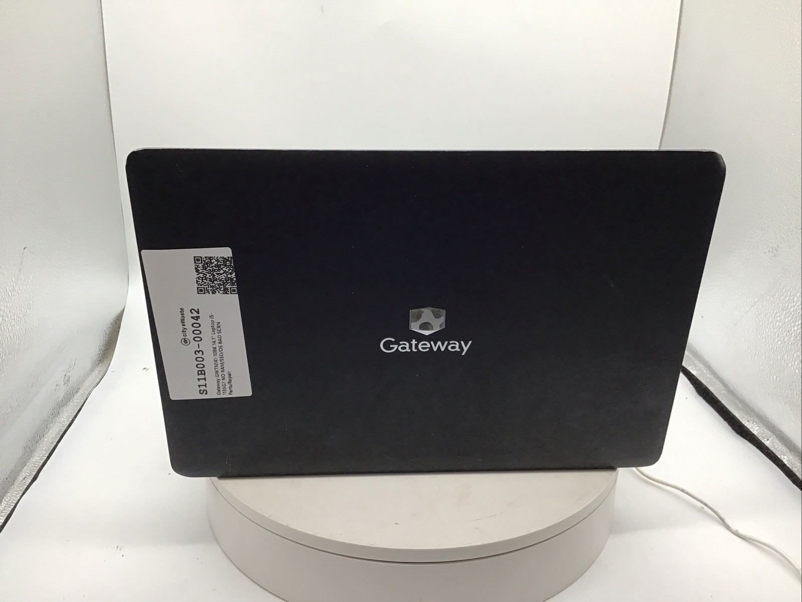 Gateway GWTN141-10BK 14.1″ Laptop i5-1135G7 NO RAM/SSD/OS BAD SCRN Parts/Repair