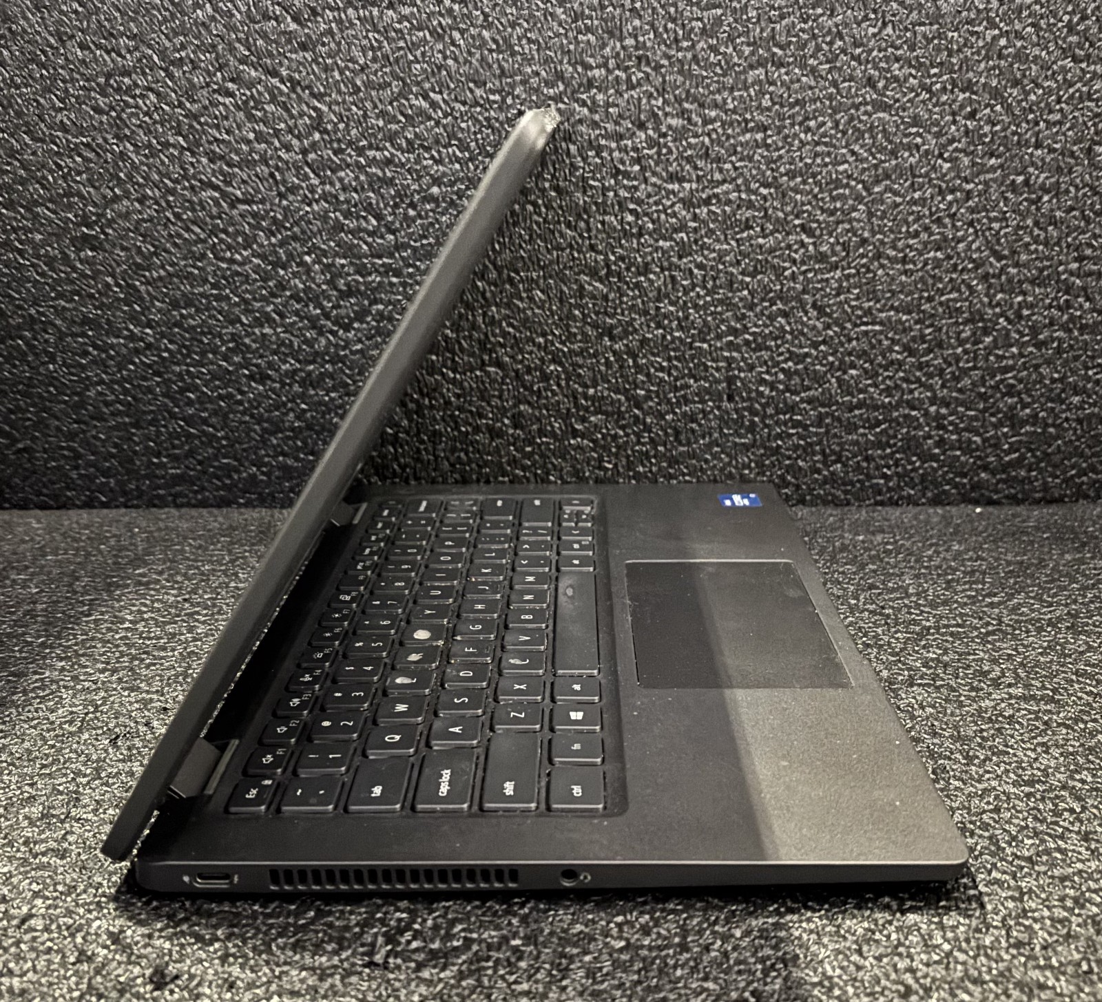 Dell Latitude 7420 14″ FHD Laptop i7-1185G7 | 3.00GHz | 16GB | 256GB | W11P