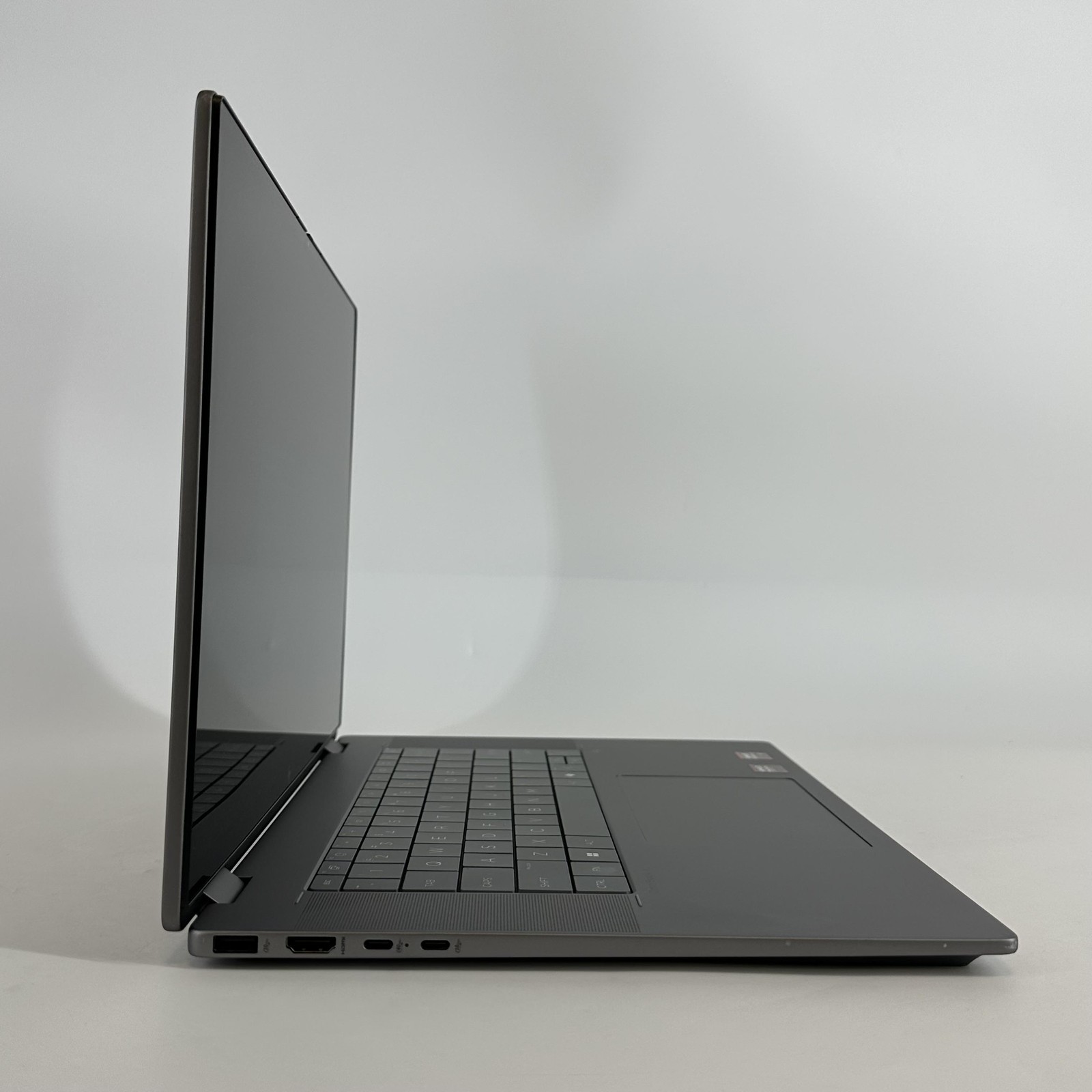 HP OmniBook X Flip 16 2K TOUCH 2.0 GHz Ryzen AI 5 340 16GB 512GB SSD Very Good