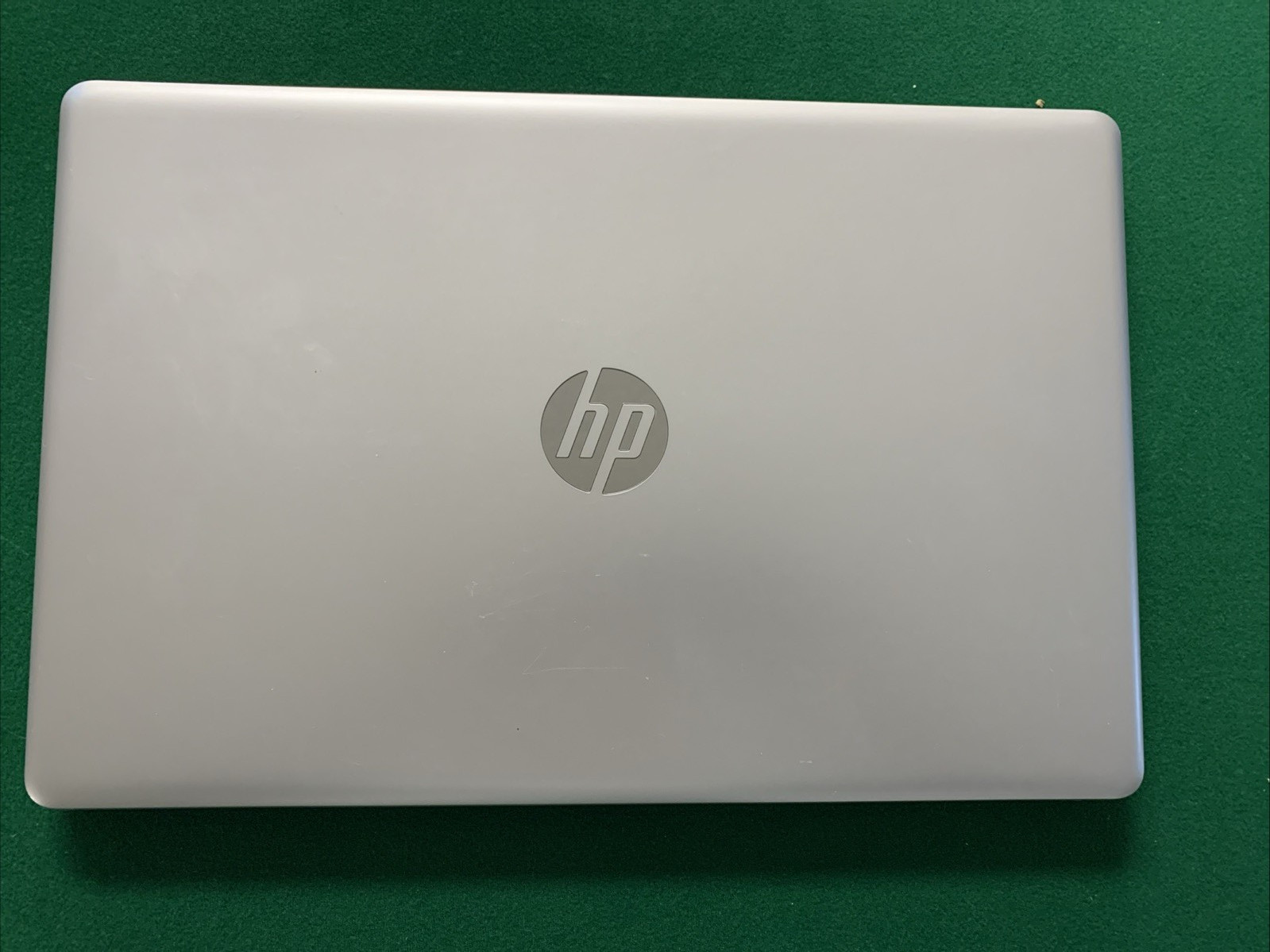 hp notebook-17-by1953cl i5-8265 1.60GHz 16GB 256GB – Windows 11