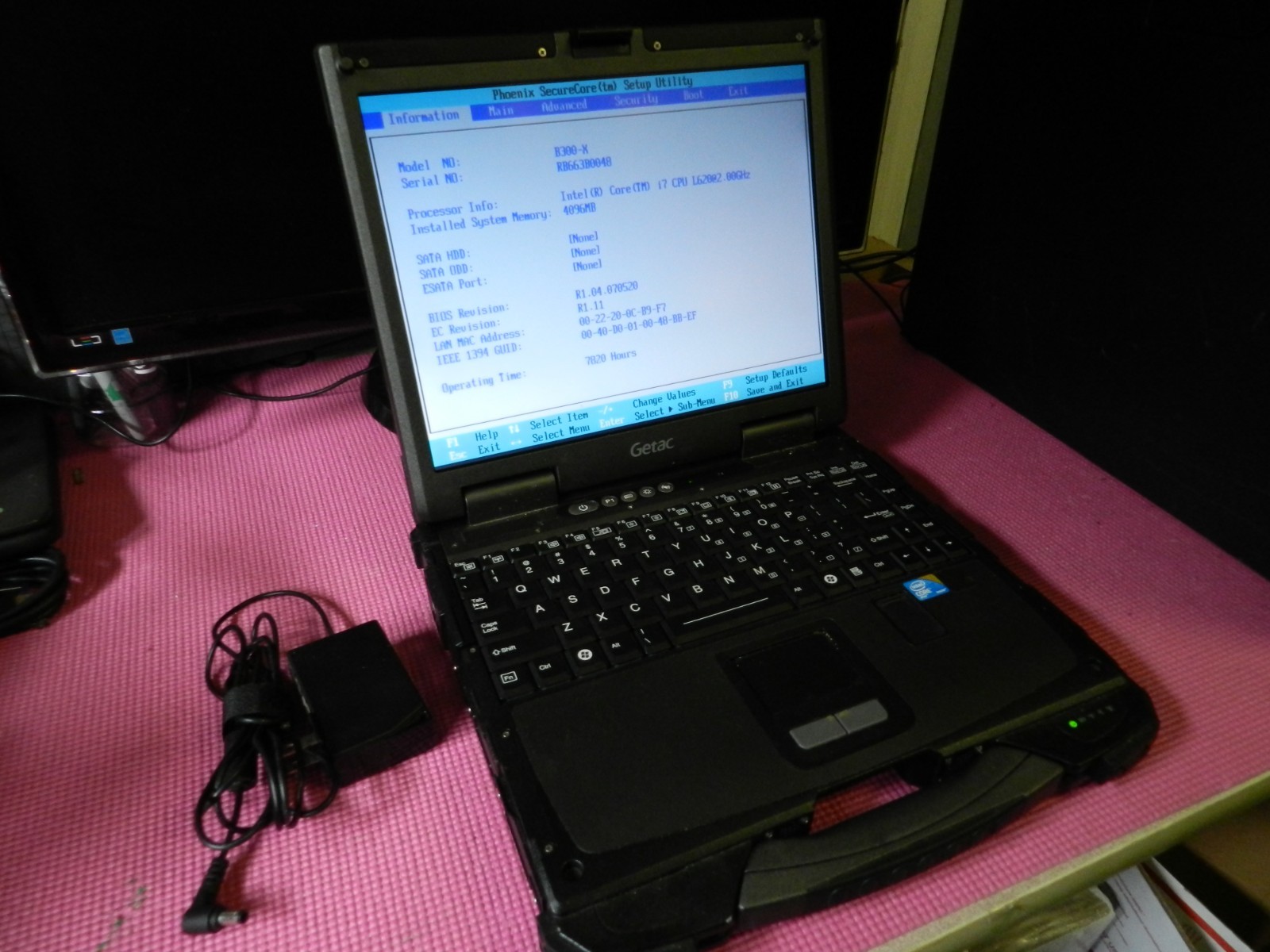 Getac B300-X Rugged Laptop i7-L6200 2.0GHz 4GB RAM w/battery & charger No HD