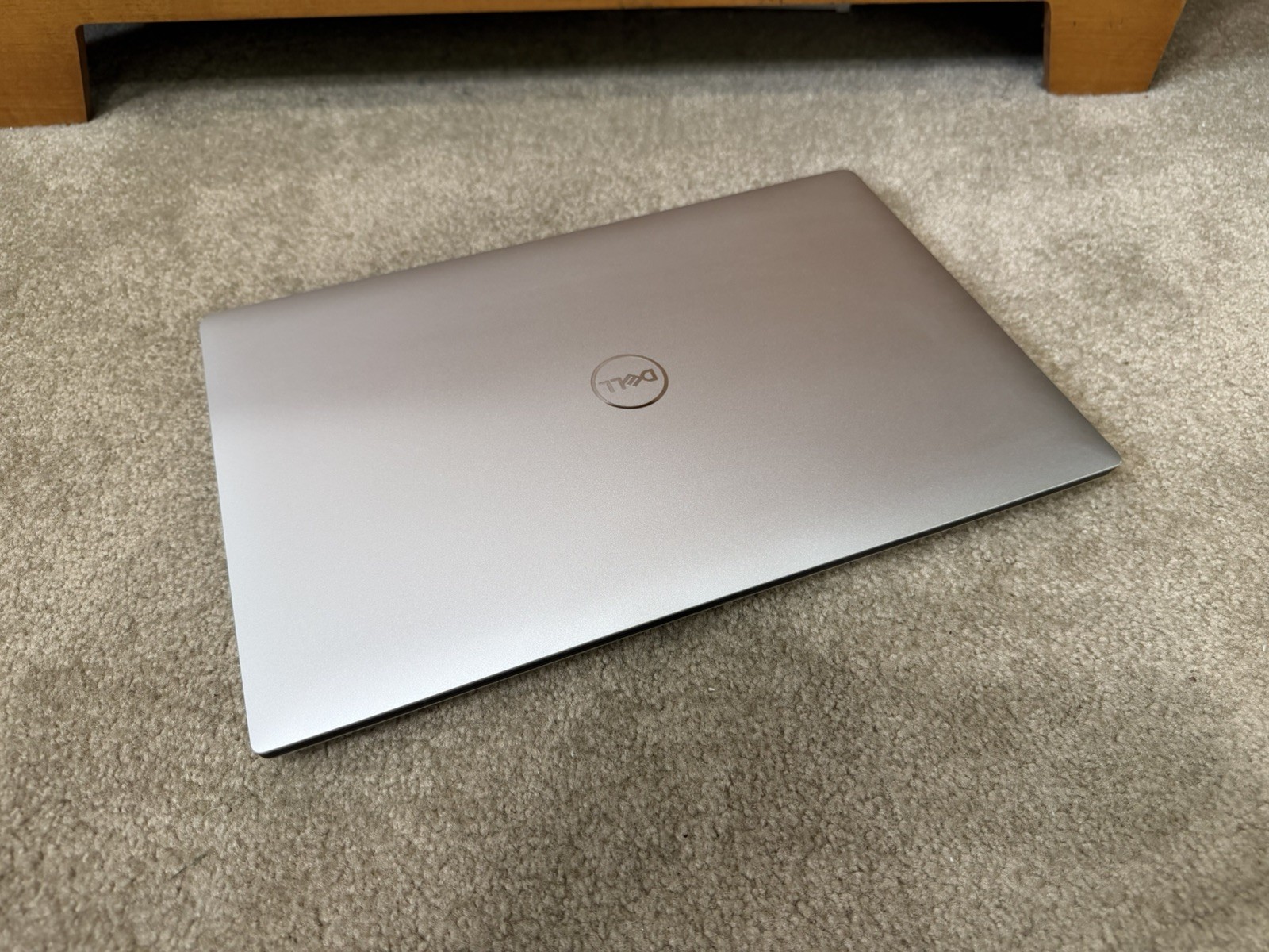 Dell XPS 7590 15.6″ – i7-9750H – 32GB RAM- GTX 1650 – 1TB SSD