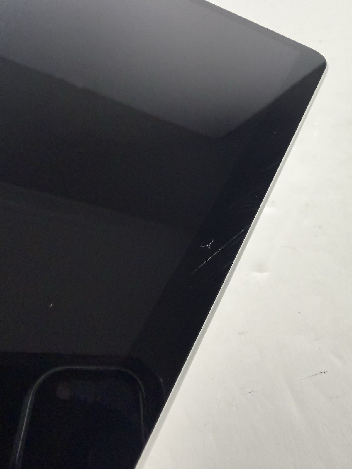 Microsoft Surface Pro 8 (1982) i5-1145G7 – 16GB RAM – 256GB 120Hz – Win 11 Pro