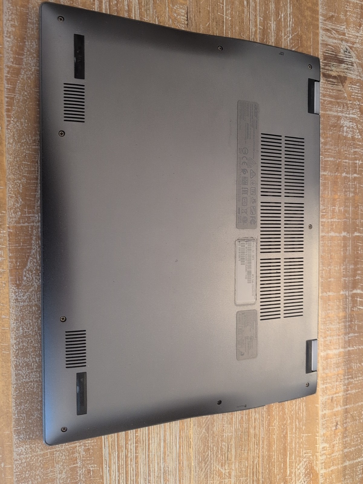 Acer Chromebook Spin 713 13.5″ (128 GB HDD, Intel Core i5-10210U, 4.2 GHz, 8 GB