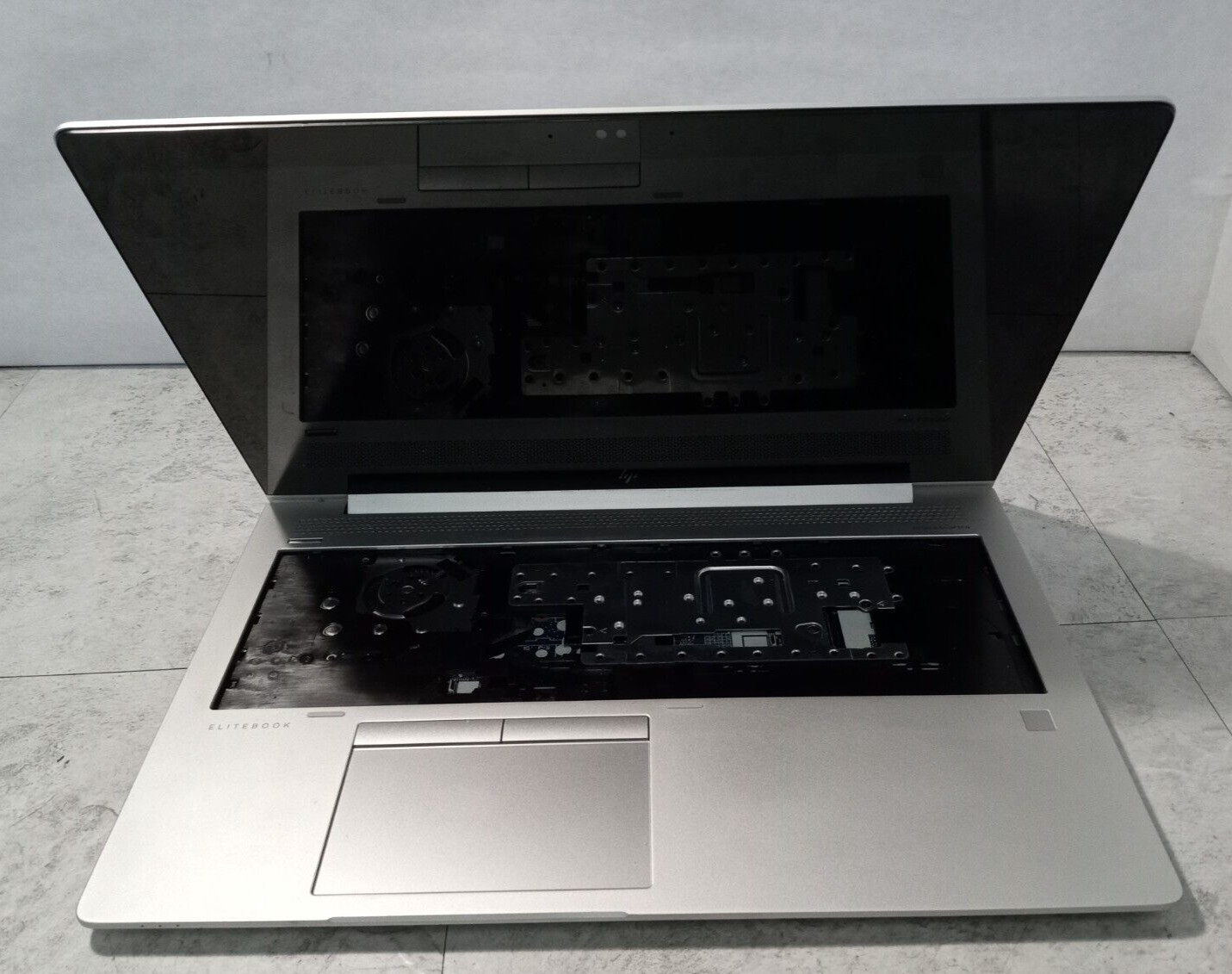 HP Elitebook 850 G5 15.6″ Laptop Intel Core i5 PARTS OR REPAIR -FM