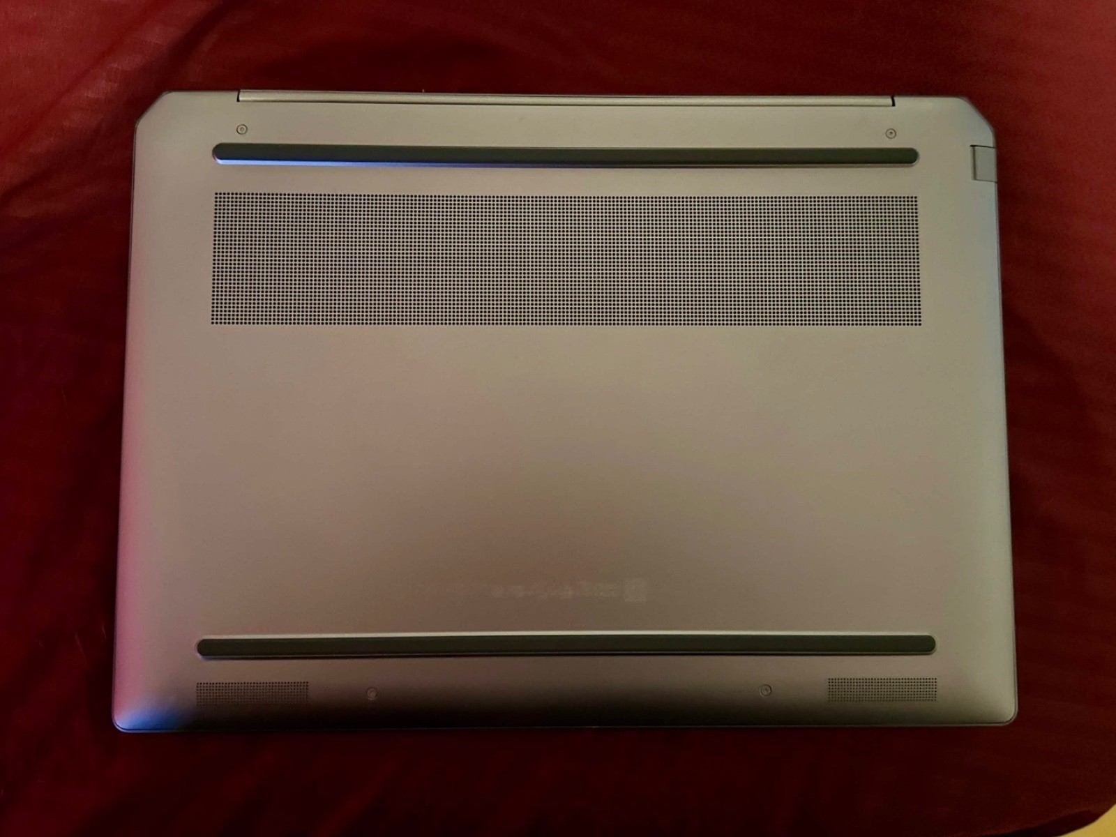 HP OmniBook Ultra CoPilot+ PC Laptop 32 GB RAM 2 TB SSD AMD Ryzen AI 9 HX 375 2k
