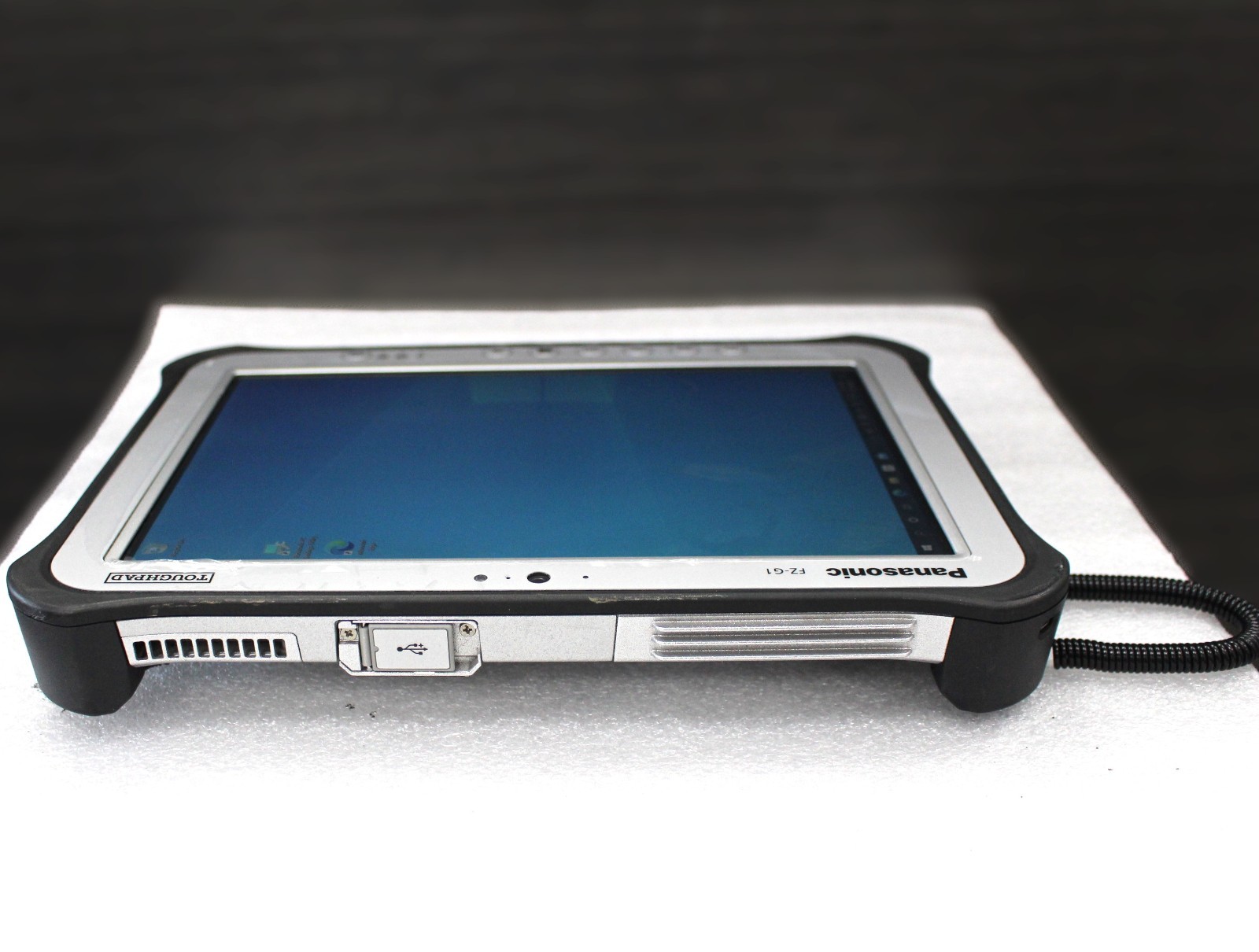 Panasonic Toughpad FZ-G1 MK3 i5-5300U 8GB 256GB Touchscreen Win10 Pro