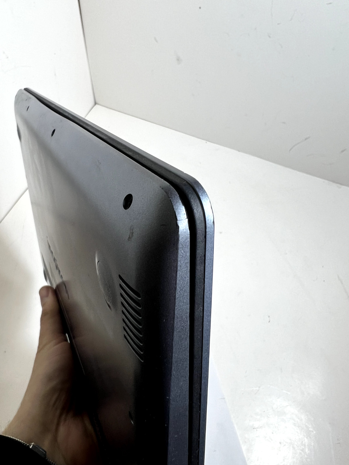 Dell Inspiron 5481 2-in-1 Laptop i3-8145U 2.10GHz 4GB RAM 256GB SSD W11H Touch!!