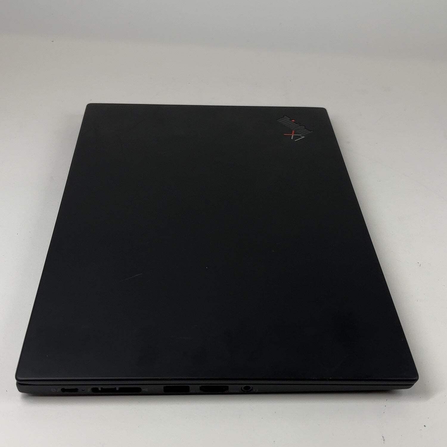 Lenovo ThinkPad X1 Carbon Gen 8 13.3″ i7-10610U 1.8GHz 16GB RAM 512GB SSD