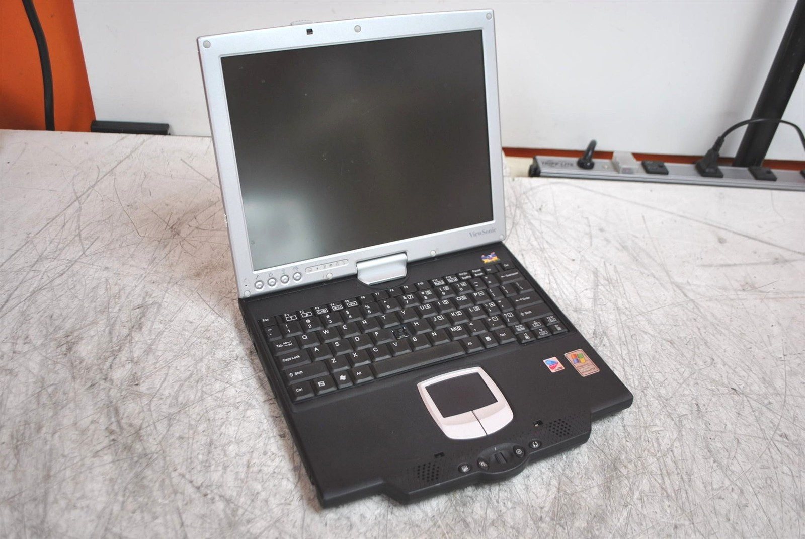 Bad Trackpad ViewSonic TPCV1250 Laptop Intel Pentium M 1GHz 768MB 0HD AS-IS