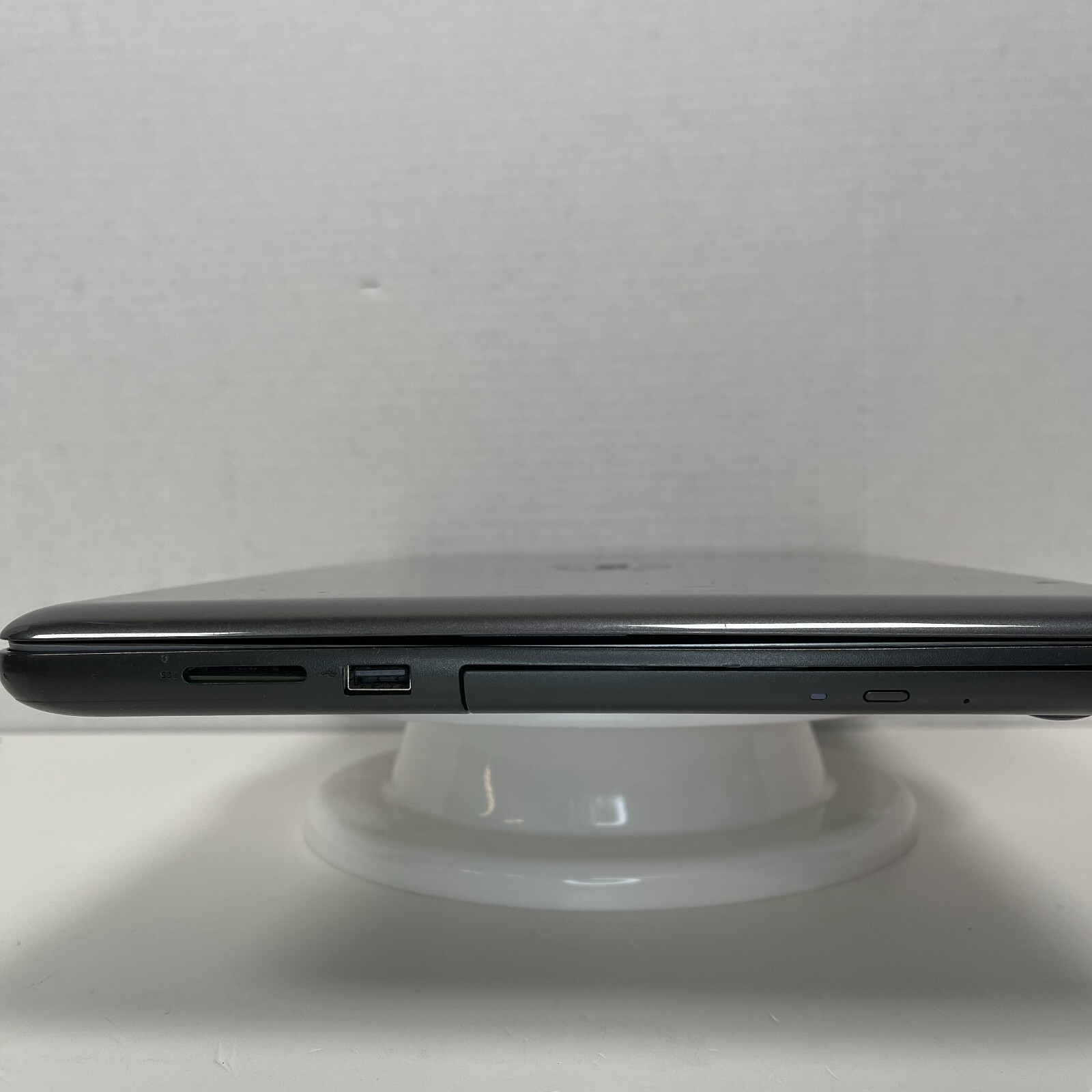 Dell Inspiron 15 5565 AMD A9-9400U 15.6″ Laptop AS IS PARTS – NO POWER