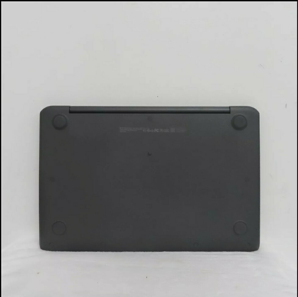 HP Chromebook 14-db0025nr 14 in 32 GB eMMC, AMD A4 9120, 4 GB Gray BARELY USED