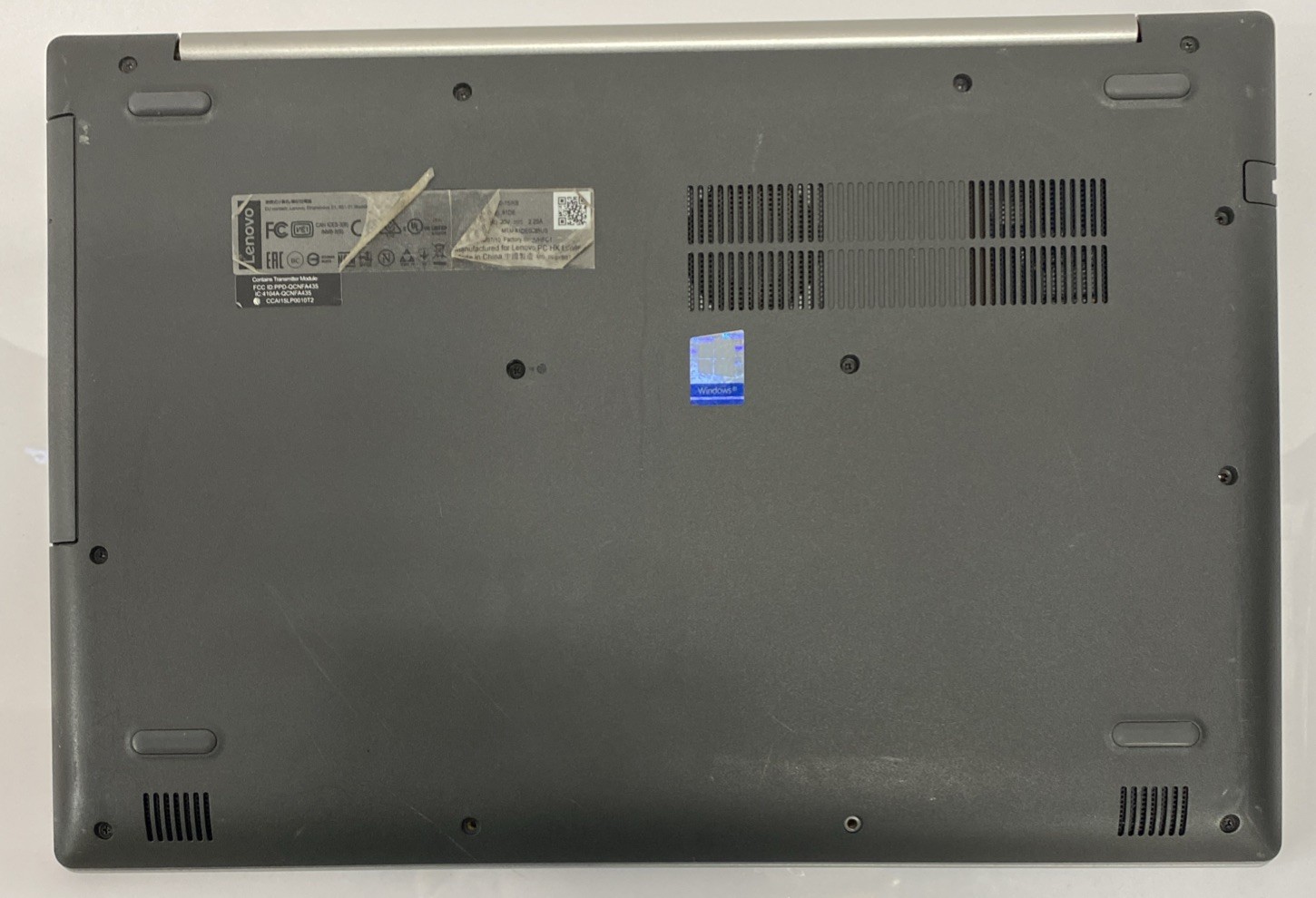 Lenovo Ideapad 330-15IKB 15.6″ Intel Core i3-8130U @2.20GHz 8GB RAM 120GB SSD