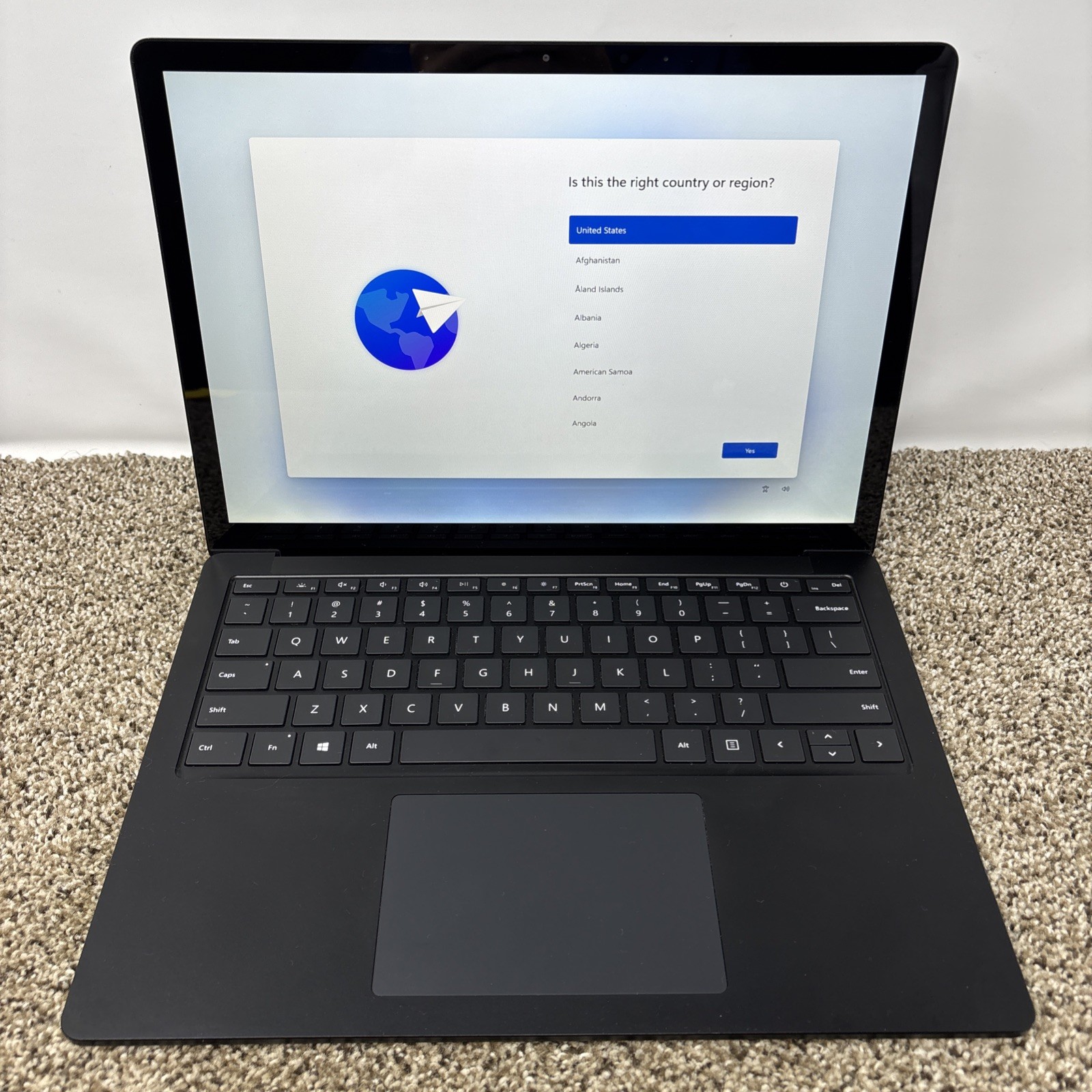 Surface Laptop 4 13.5″ 1951 Intel Core-i7-1185G7 32GB RAM 1TB NVMe – Touch W/ AC