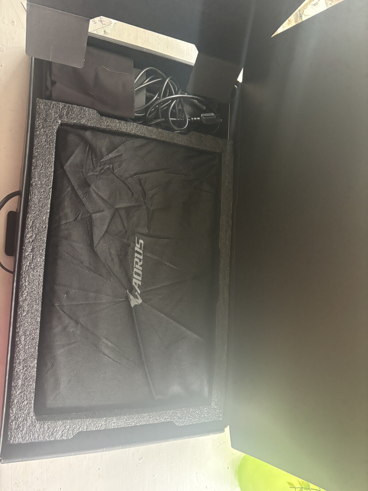 Aorus Gaming Laptop PC, Windows 11, 17.1″, 12th Gen. Intel i5 CPU, NVIDIA 4060