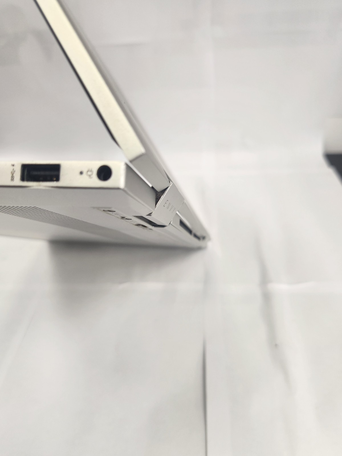 HP Envy x360 Convertible 15m, i7 11th Gen, 12GB RAM, 256GB SSD, Win 11 Pro READ
