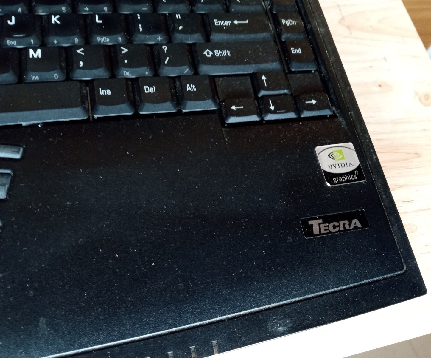 Vintage Toshiba Tecra TE2100 Laptop Parts/Repair Pentium 4 Win XP Nvidia