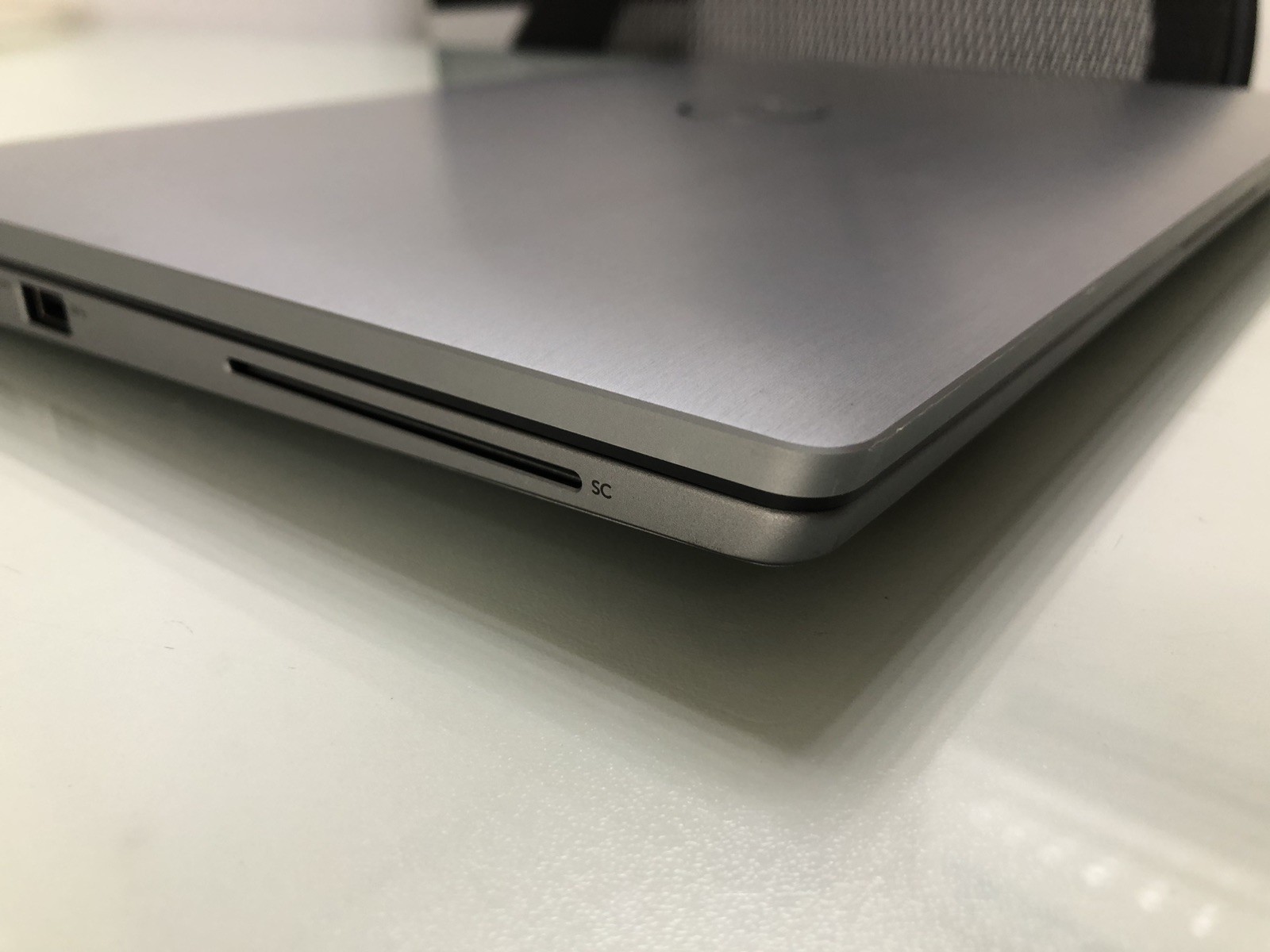 Dell Latitude 7400 i7 8th Gen 16GB RAM 256GB SSD Touchscreen Fingerprint FHD