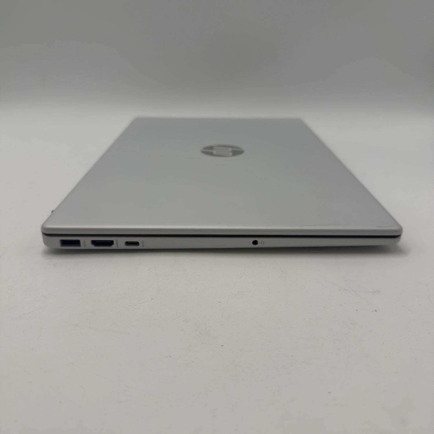 HP OmniBook 3 15-FN0105DX 15.6″ Ryzen AI 5 330 2.0 16GB RAM 512GB SSD