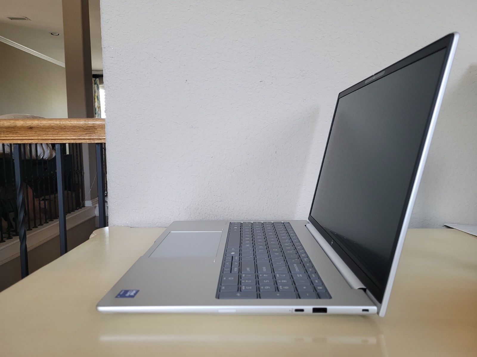 HP EliteBook 8 G1i 16 TOUCH Ultra 7 255H (16-Core) 64GB DDR5 1TB SSD UWT 2029/3