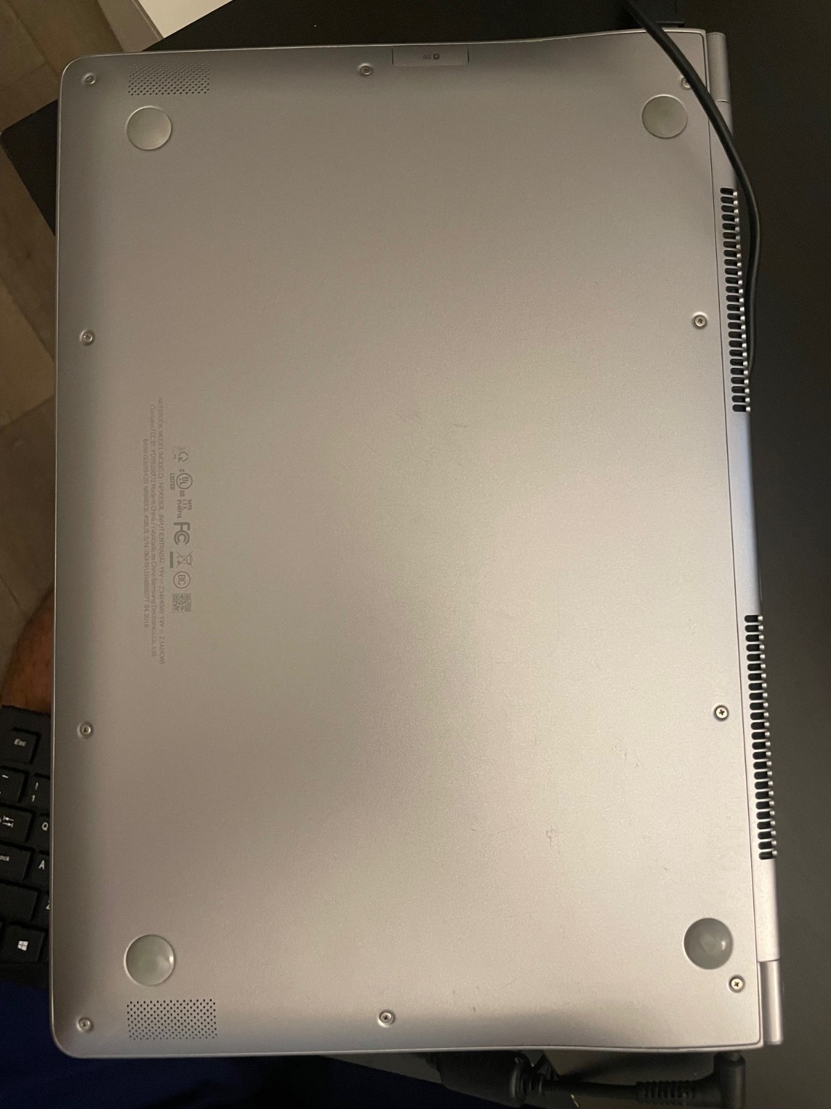 Samsung Laptop NP900X3L Mostly Working Except for Display and Keyboard