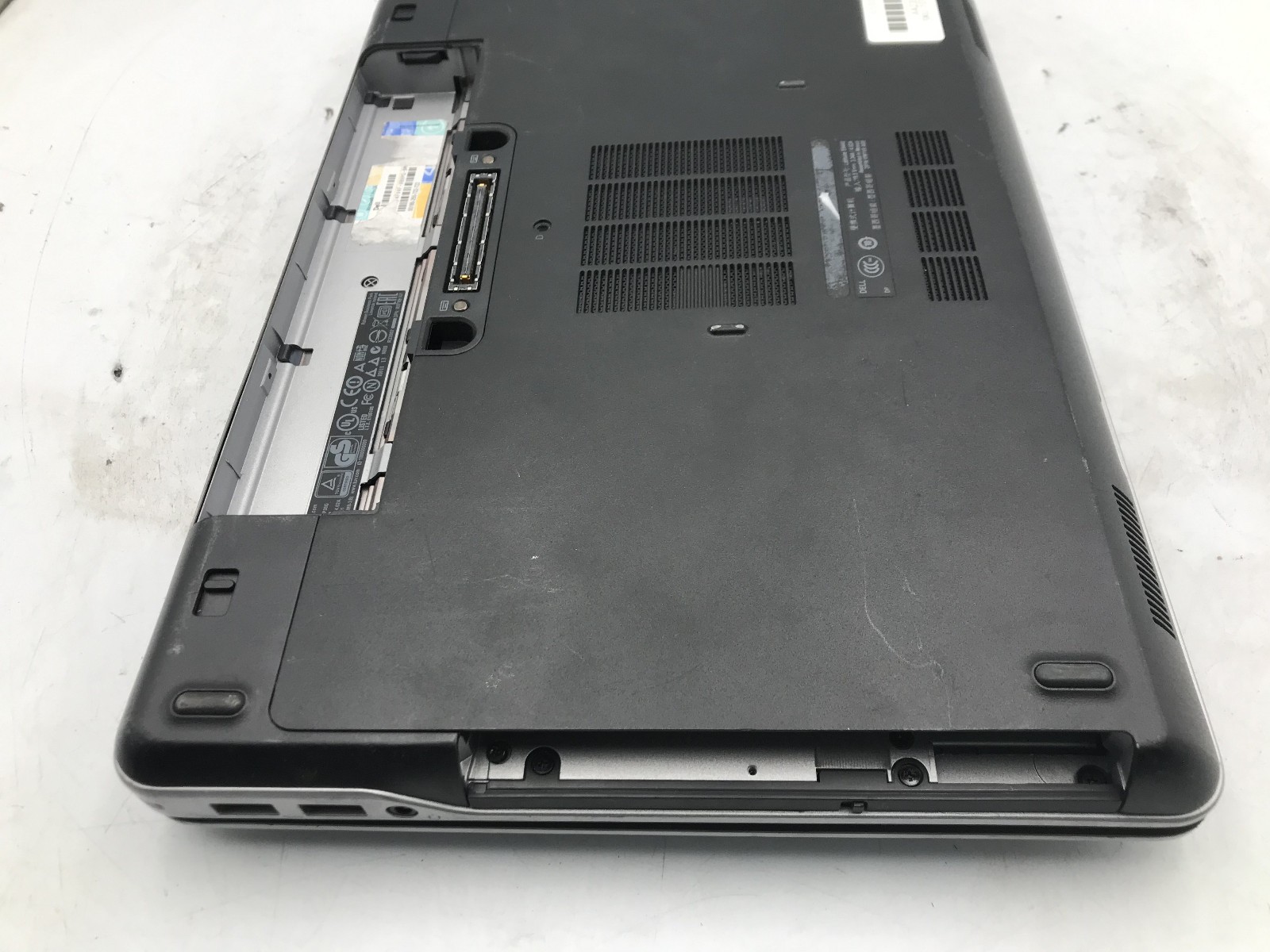 DELL LATITUDE E6440 – FOR PARTS/REPAIR – INTEL I5 4TH GEN – NO RAM -READ DESC-BB