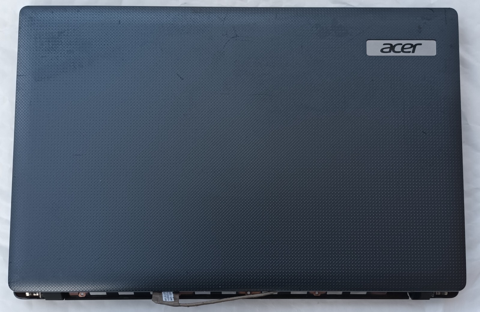 Acer Aspire 5250 Laptop Notebook 15.6″ 4GB 240GB SSD Windows 10 & Extra Casing