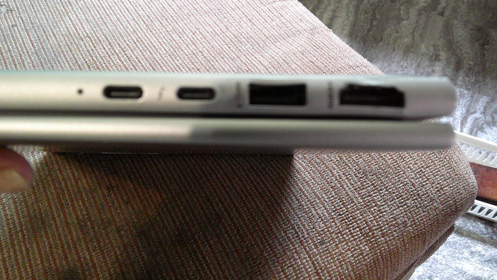 HP ZBook Firefly G9 14″ Laptop i7-1265u 12gen 16 gig ram 256 sshd win 11