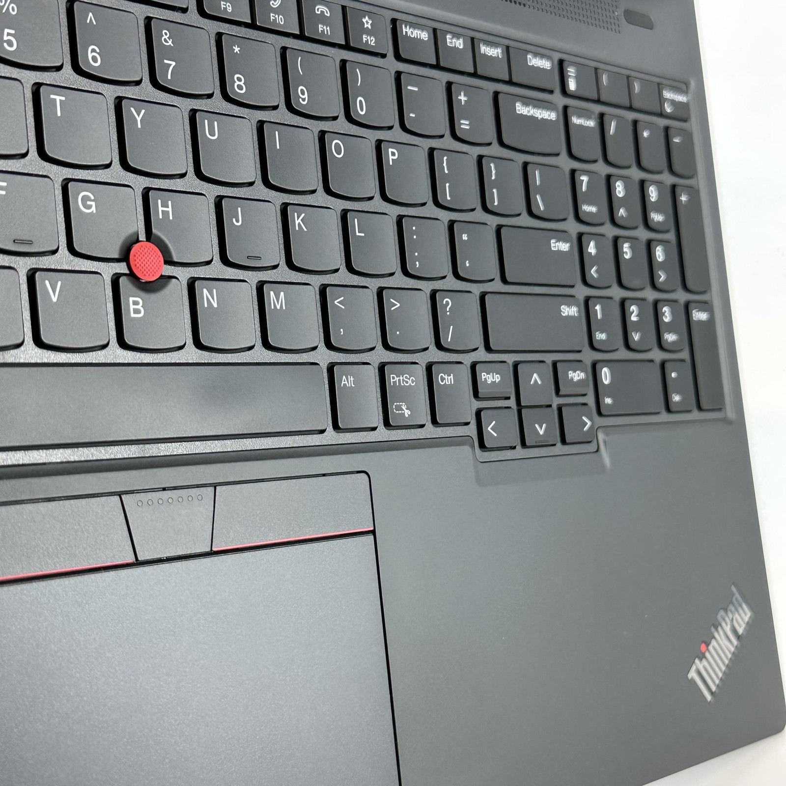 Lenovo ThinkPad P16v Gen 2 UHD+ 1.4 GHz Ultra 7 155H 32GB 1TB SSD RTX 1000 Ada