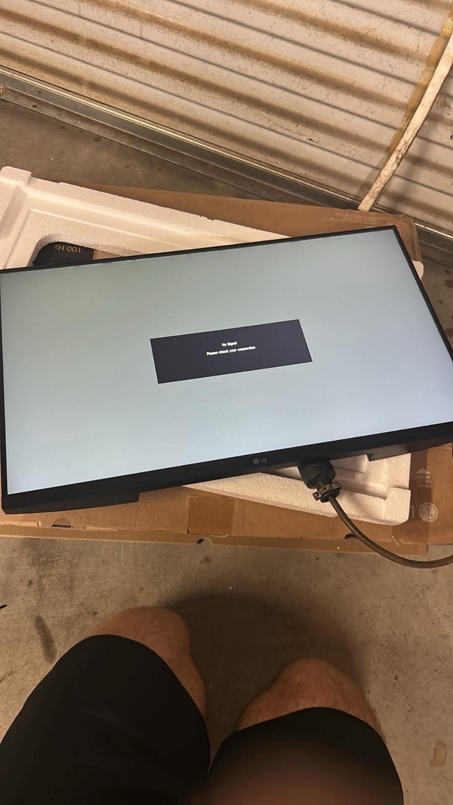 V15 G4 Lenovo Laptop W/ 27 Inch Monitor 100HZ
