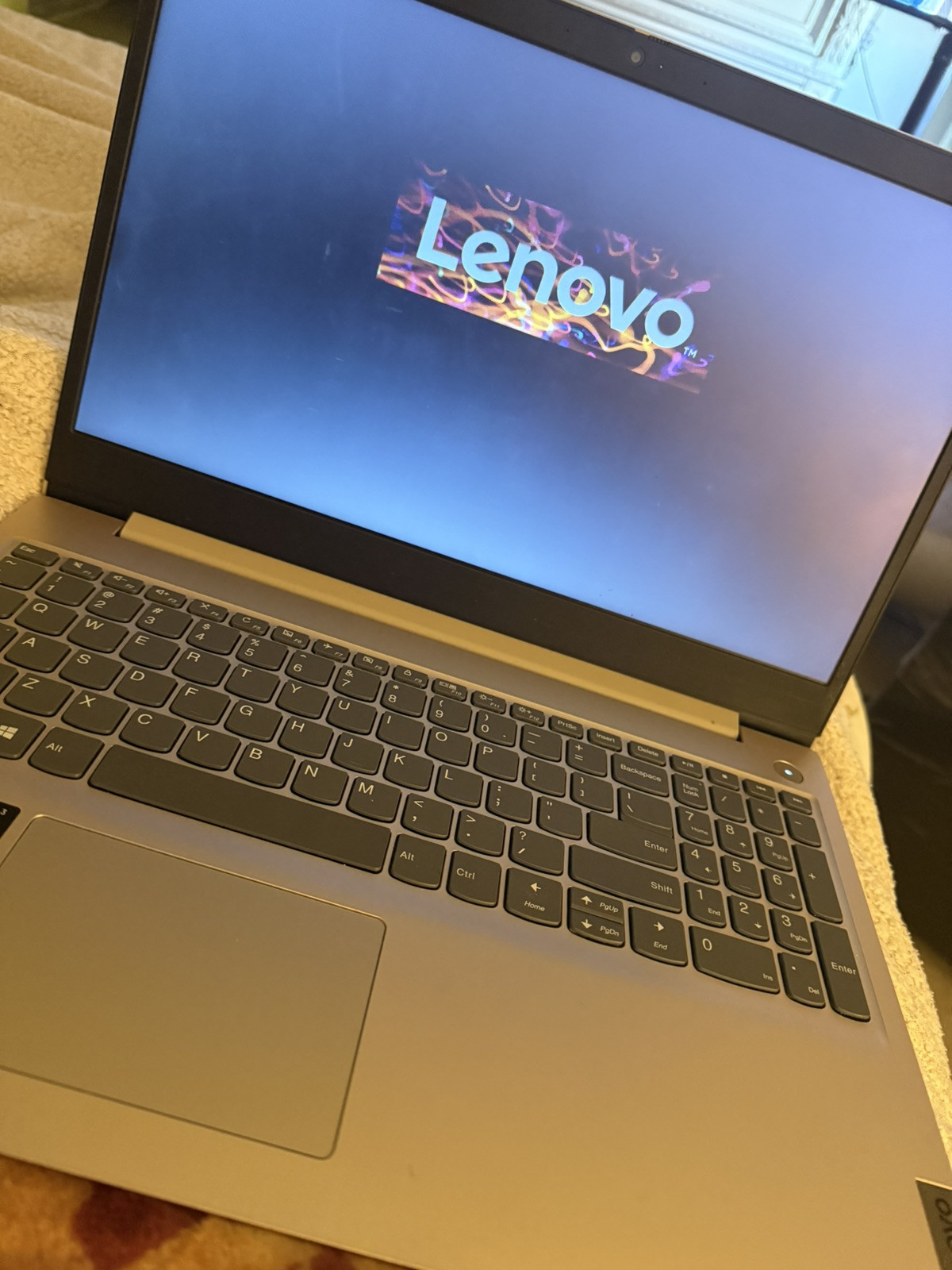 Lenovo IdeaPad 3 Chromebook 15.6” (128GB eMMC Intel Pentium Silver N6000 1.1GHz