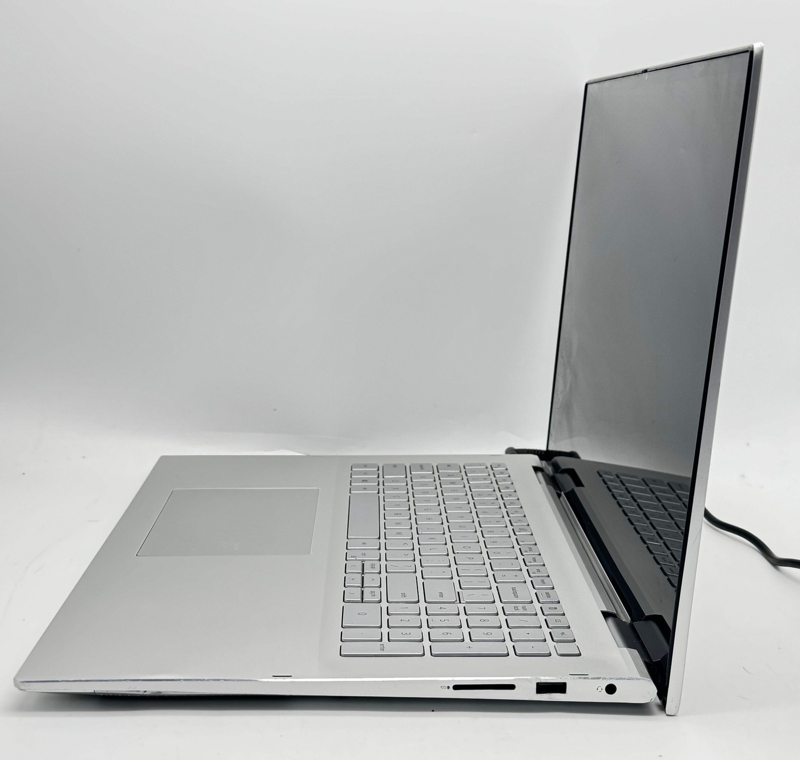 Dell Inspiron 7706 2-in-1 17″ Core i7 11th Gen 16GB 512GB Silver Won’t Power On