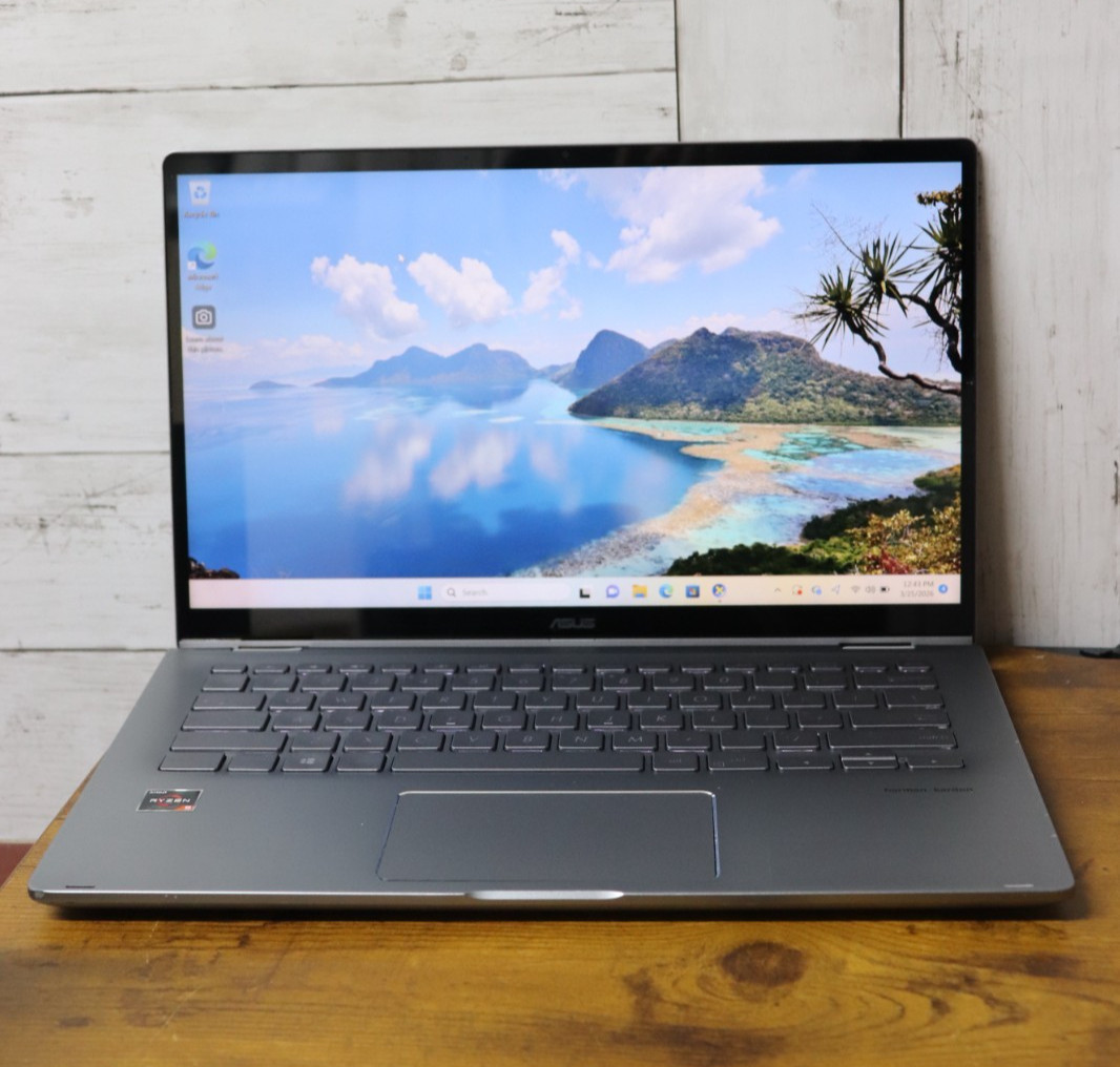 ASUS ZENBOOK | AMD RYZEN 5 3500U | 256GB | 8GB | WIN 11 H /CRACKED