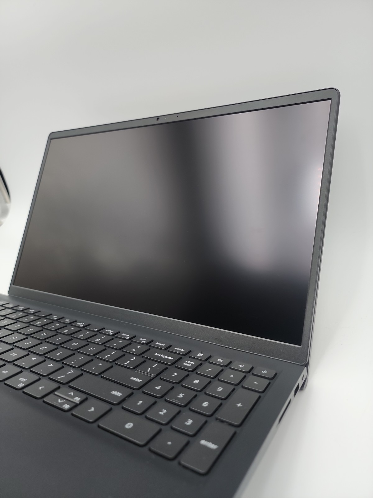 Dell Inspiron 15 3535 Laptop AMD Ryzen 7 7730U 16GB 512GB SSD 15.6″ FHD Touch