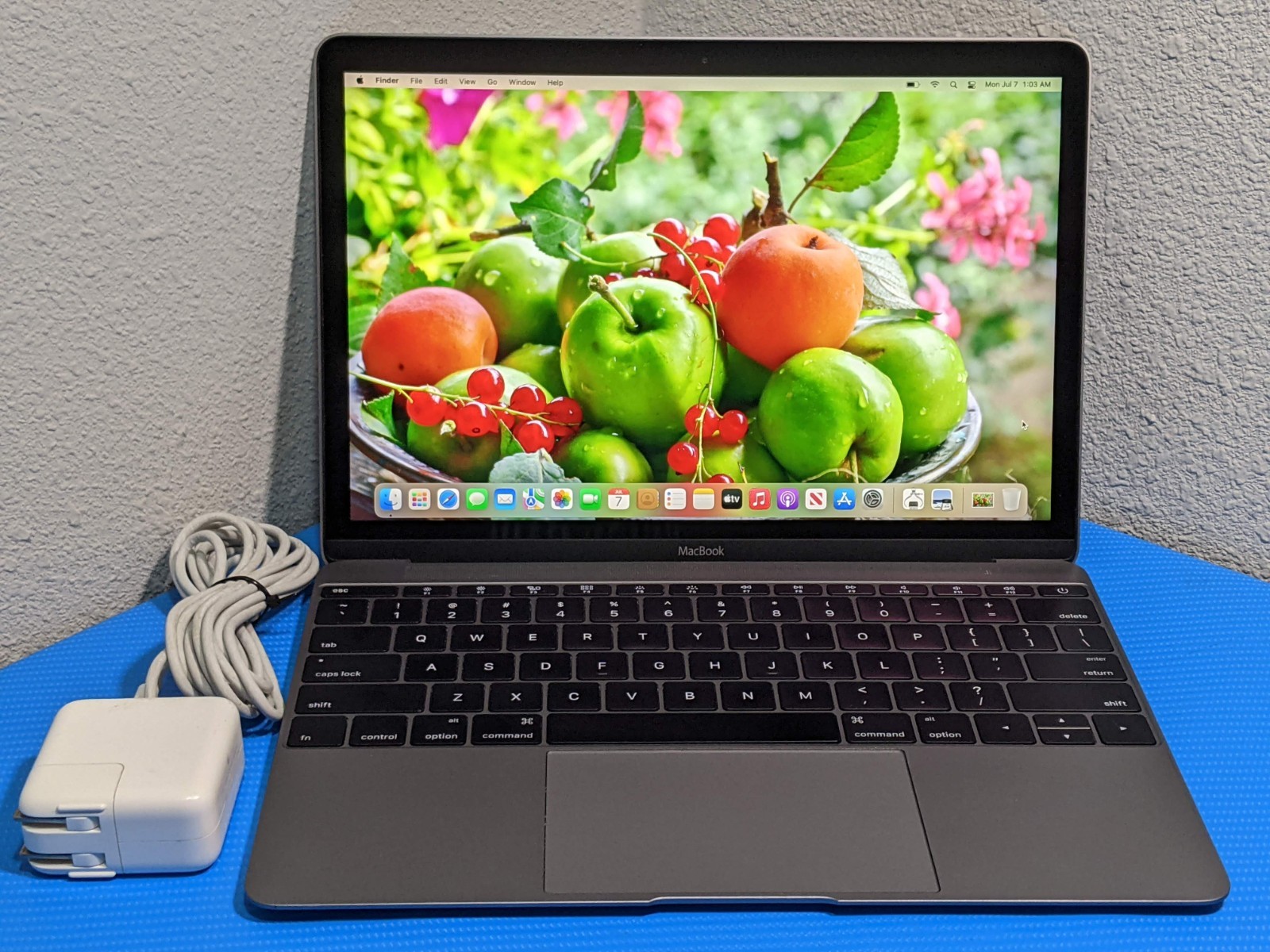 Apple MacBook 12″EARLY-2016 A1534 MLHA2LL/A M3-6Y30 1.1Gh 8GB 256GB SSD Monterey