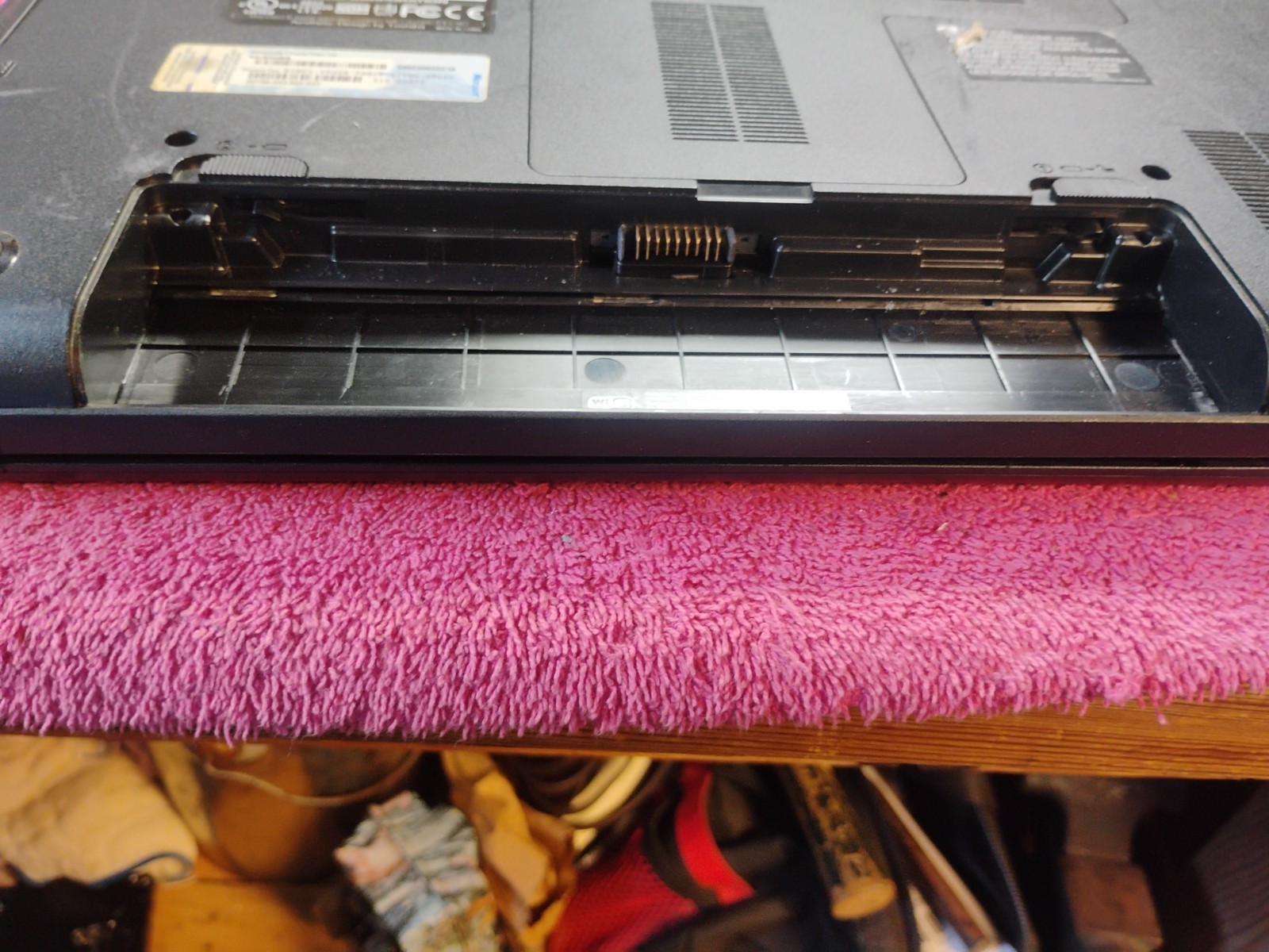 Toshiba Satellite laptop C855D-S5229 non-working for parts – used