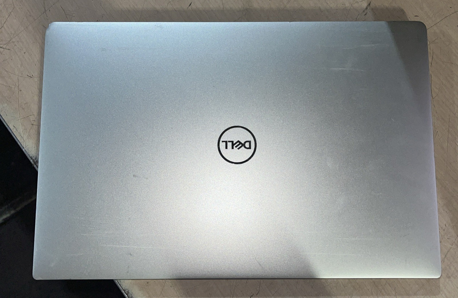 DELL XPS P82G INTEL CORE I7 10TH GEN 8GB RAM NO HD