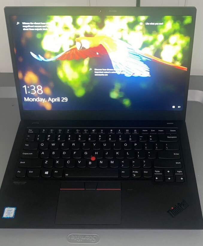 Lenovo ThinkPad X1 Carbon – 7th Gen (Black)