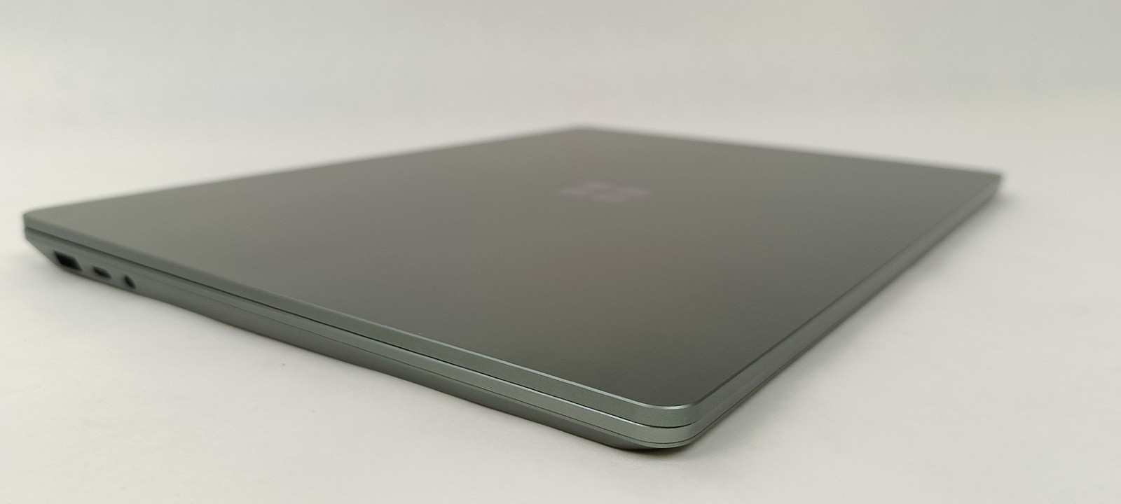 Microsoft Surface Laptop 5 13.5” Touch i5-1235U 8GB 512GB W11H Sage (Metal) U