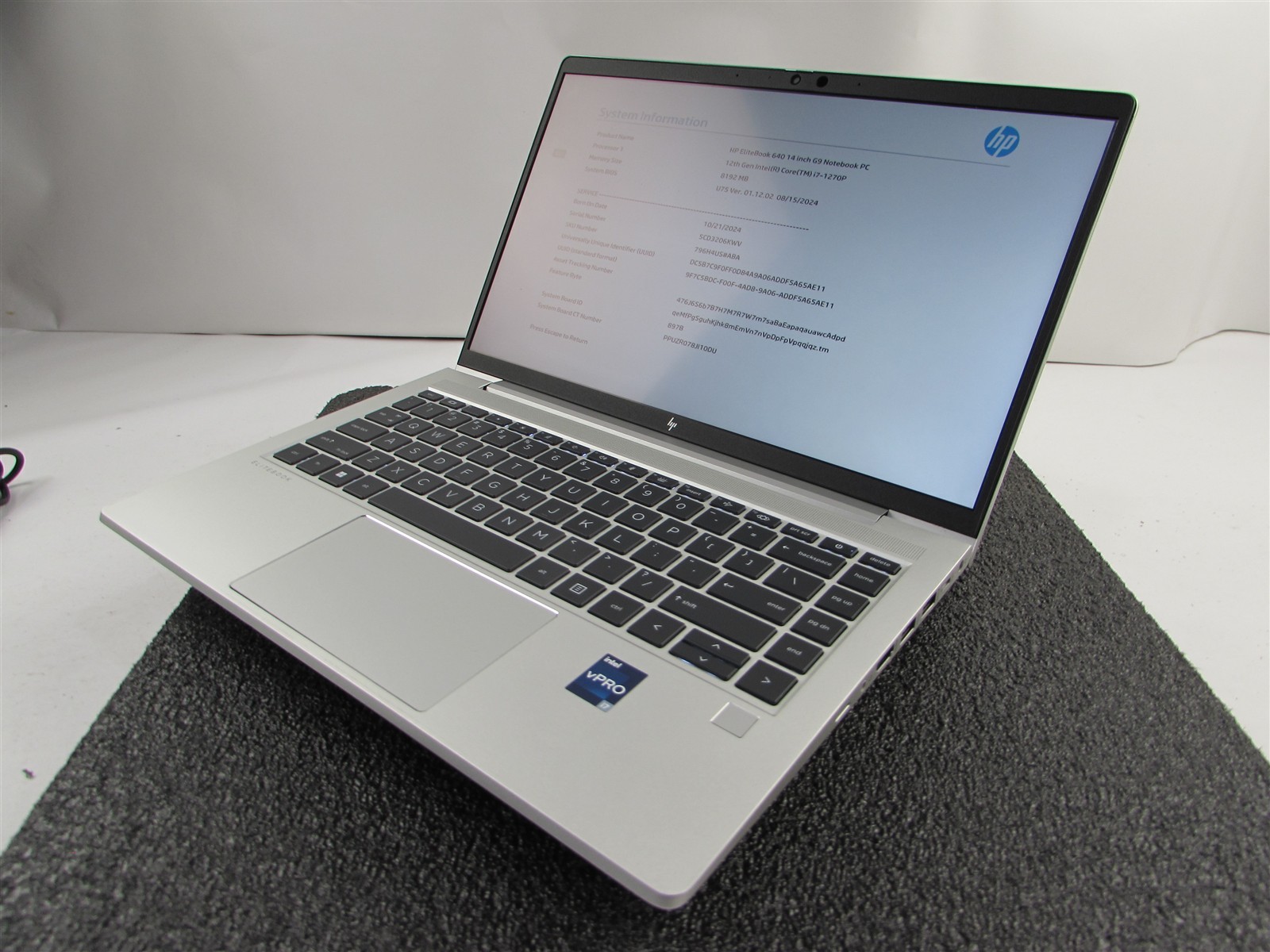 HP ELITEBOOK 640 (G9) 1920X1080 FHD TOUCHSCREEN I7-1270P NO SSD 8GB RAM NO O.S
