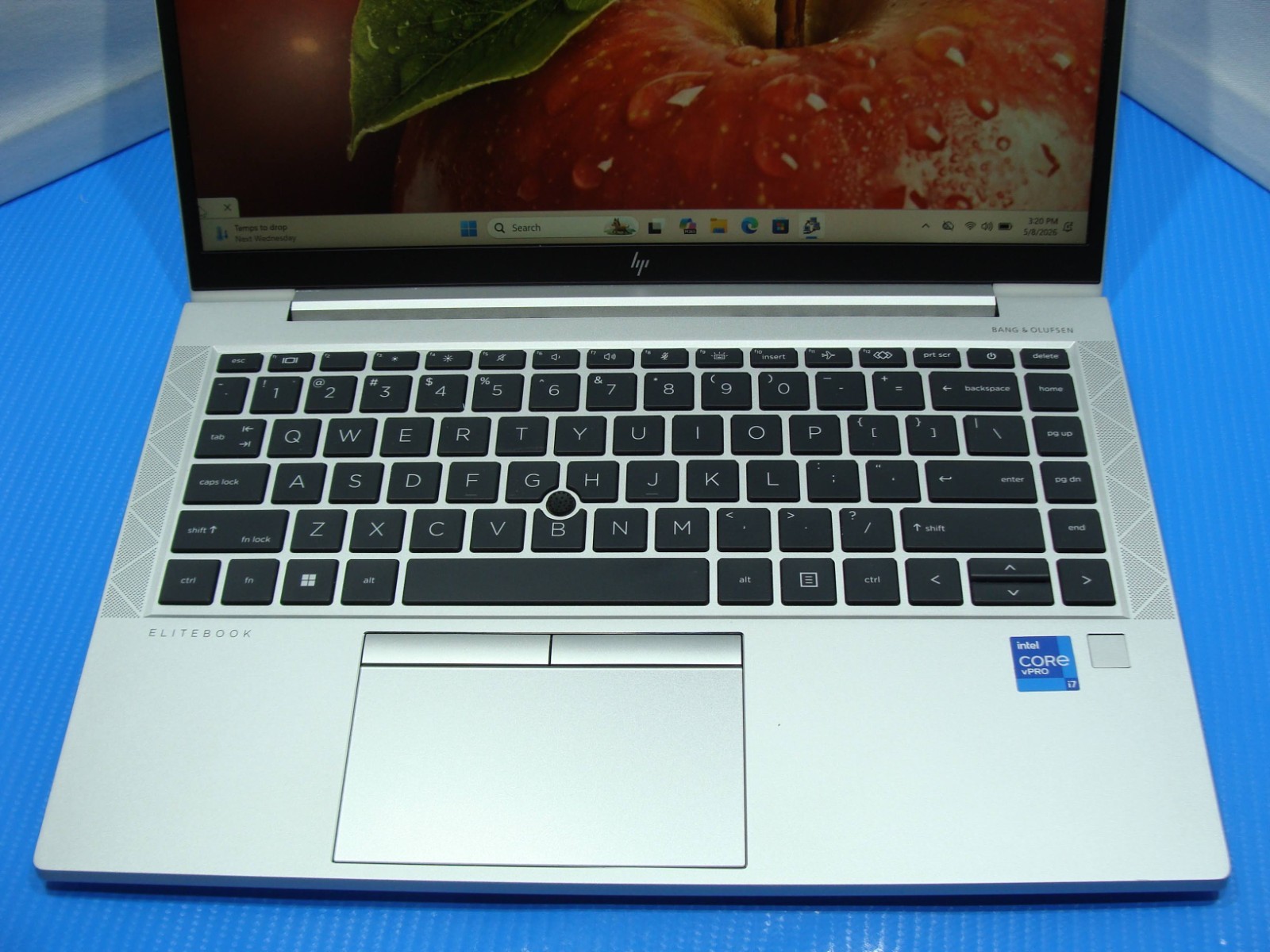 HP EliteBook 840 G8 Intel Core i7-1185G7 14″ FHD Windows 11 Pro 3GHz 16GB 256GB