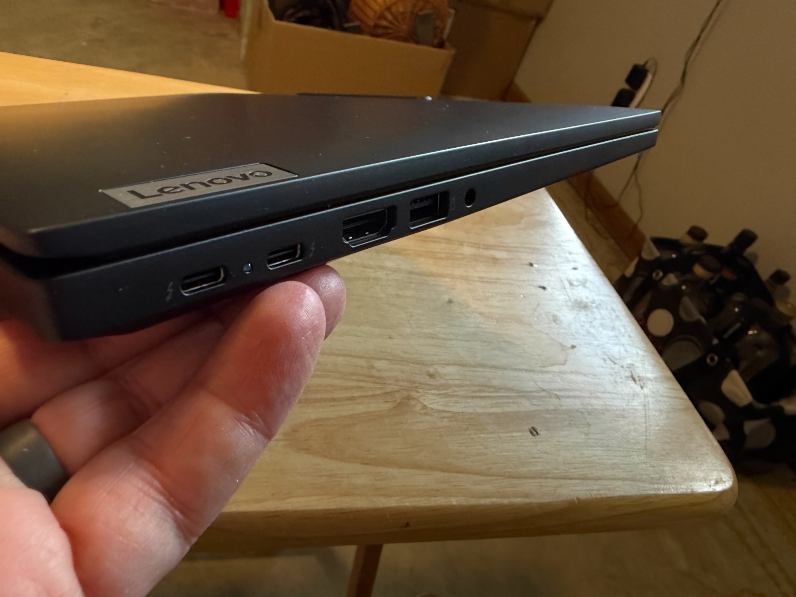 Lenovo ThinkPad P14s Gen 5 AMD | Ryzen 7 PRO 8840HS | 32GB DDR5 | 1TB SSD