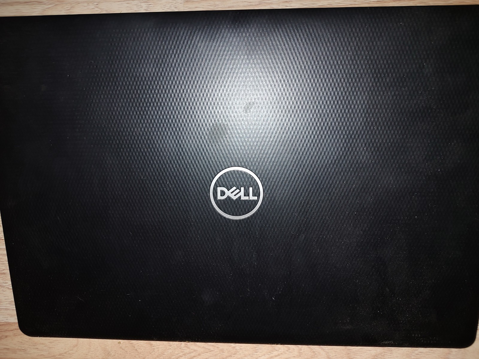 Dell Inspiron 3595 15.6in 500 GB HD 4 GB RAM AMD A6-9225 Windows 10 Home