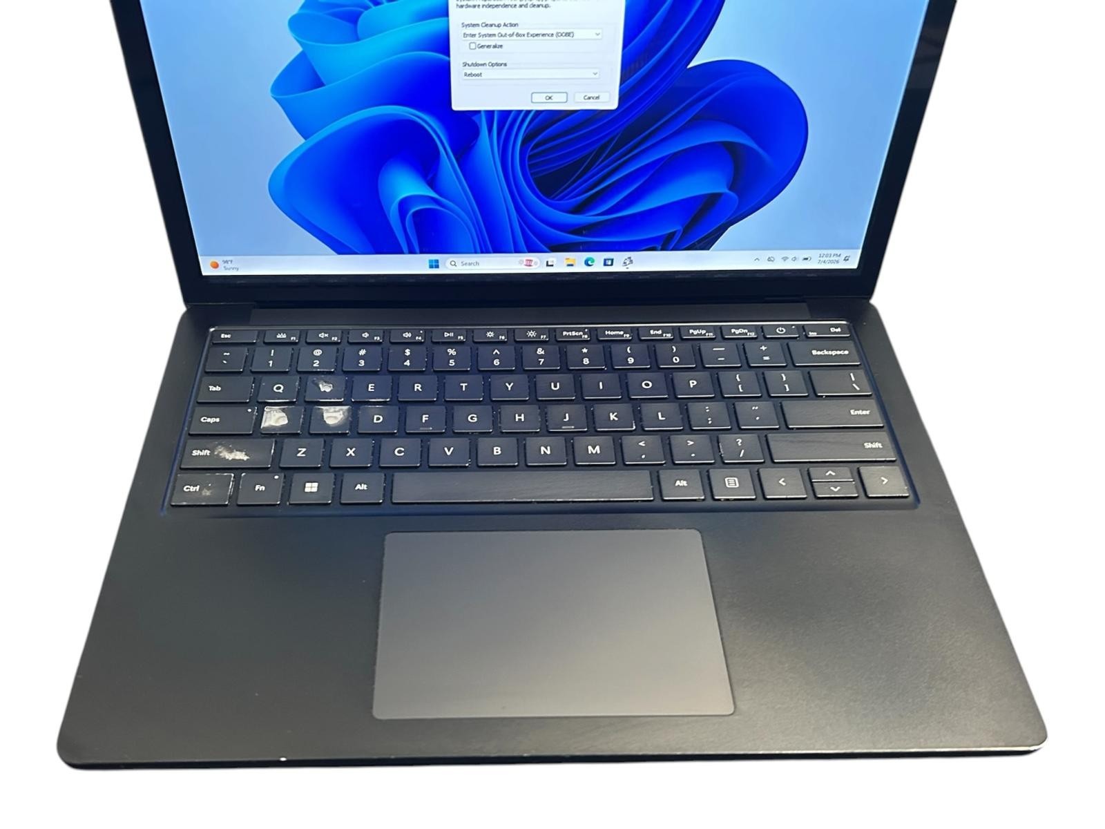 Microsoft Surface Laptop 5 – 13.5″ – Intel Core i7 – 16GB RAM – 512GB SSD – READ