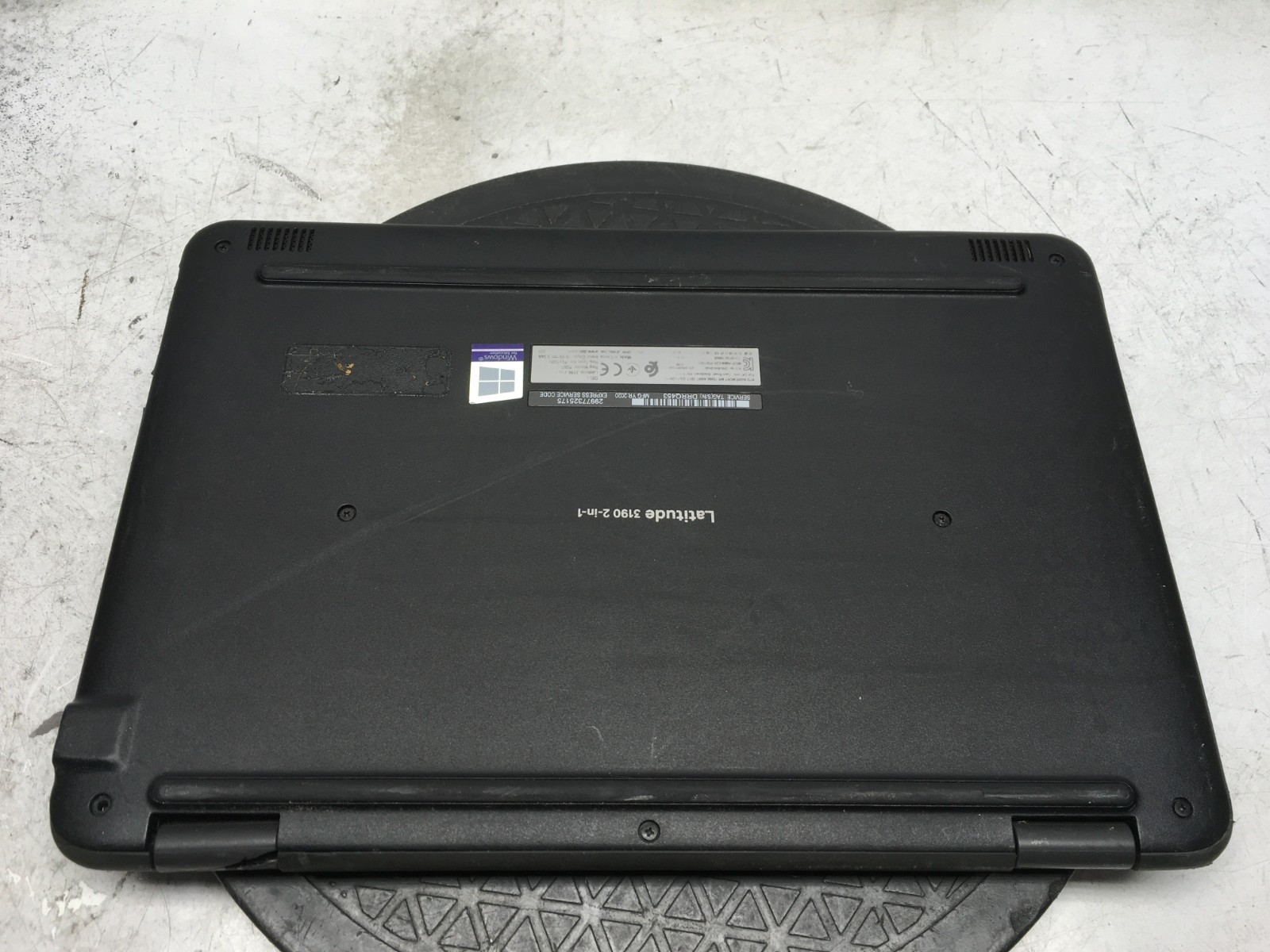 Dell Latitude 3190 2-In-1 Intel Celeron N4100 1.1GHz 4 GB NO HDD