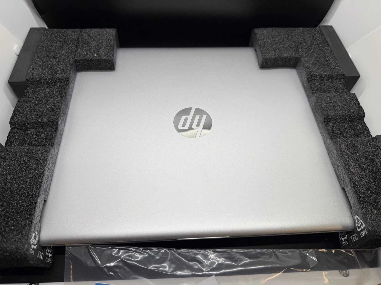 NEW – HP ProBook 450 G5 15.6″ Laptop Computer Intel Core i5-8250U