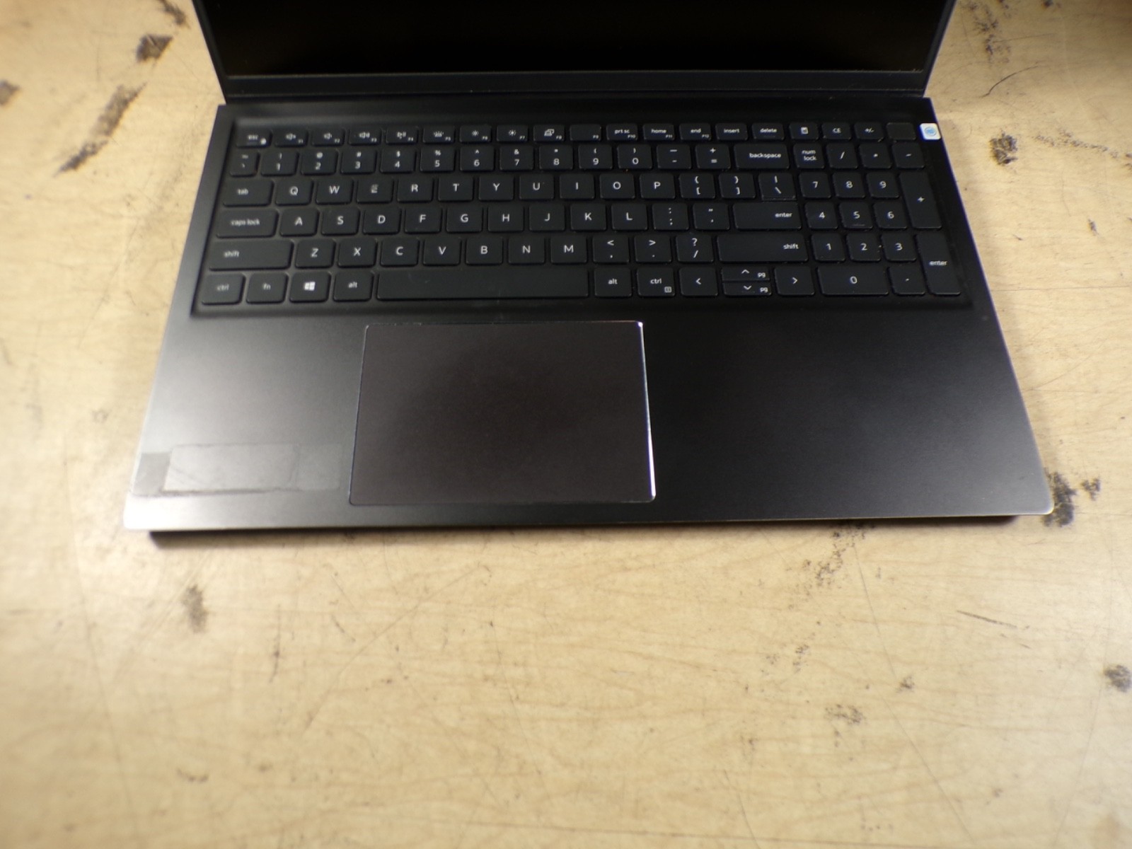 DELL VOSTRO I5 5510 INTEL CORE I5-11320H 8GB RAM