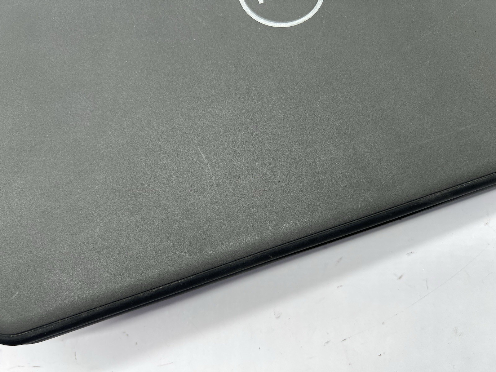 Dell Latitude 3310, i5-8265U CPU, @ 1.60GHz, 8GB RAM, 256GB NVMe-No OS/Adapter